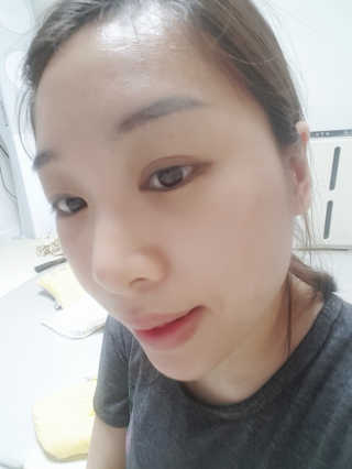 밀키드레스 바비메이크 베일 쿠션 — 5점을 준 리뷰어가 2018년 7월 올린 사용 사진