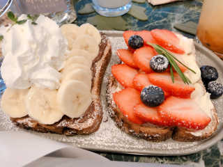 까치화방_판교점 [까지화방_판교점]오픈토스트세트+수제청음료+커피+꽃 — 5점을 준 리뷰어가 2019년 5월 올린 사용 사진