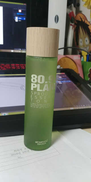 쏘내추럴 80.9 플랜트 스프라우팅 에센스 토너 — 4.33점을 준 리뷰어가 2018년 4월 올린 사용 사진