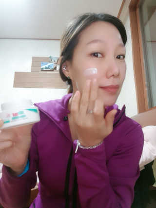 세바메드 우레아 수분폭탄크림 50ml — 5점을 준 리뷰어가 2019년 12월 올린 사용 사진