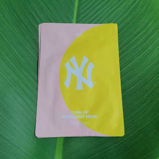 MLB COSMETICS [MLB PLAY] 톤업 화이트닝 마스크 1BOX — 4점을 준 리뷰어가 2019년 9월 올린 사용 사진