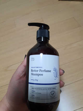 달리프 베러 퍼퓸 샴푸 1000ml 레이니데이 or 일랑로즈 — 5점을 준 리뷰어가 2020년 1월 올린 사용 사진
