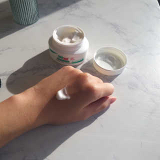 세바메드 우레아 수분폭탄크림 50ml — 4.5점을 준 리뷰어가 2019년 12월 올린 사용 사진