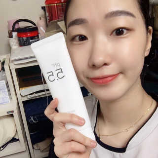 포므시 스노우화이트클렌징폼pH5.5 — 4점을 준 리뷰어가 2020년 2월 올린 사용 사진