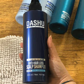 다슈코리아 다슈 데일리 단백질 한방 두피 골드 샴푸 500ml — 5점을 준 리뷰어가 2019년 11월 올린 사용 사진