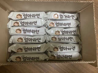 라면 그대로가 제일 맛있는 더엄마라면 — 4점을 준 리뷰어가 2019년 7월 올린 사용 사진