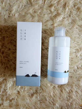 라운드랩 1025 독도 로션 200ml — 5점을 준 리뷰어가 2018년 1월 올린 사용 사진