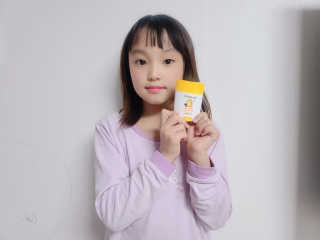아토팜 야외놀이 선스틱 SPF50+ PA++++ — 5점을 준 리뷰어가 2020년 3월 올린 사용 사진