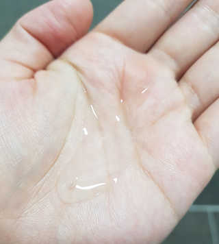맨즈스킨 바디플레이어 약산성 퍼퓸 바디워시 — 5점을 준 리뷰어가 2019년 8월 올린 사용 사진