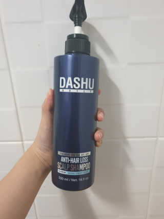 다슈코리아 다슈 데일리 단백질 한방 두피 골드 샴푸 500ml — 5점을 준 리뷰어가 2018년 11월 올린 사용 사진