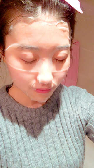 미미앙 마이퍼스트마스크 더 하이드레이팅 페이셜 — 4점을 준 리뷰어가 2017년 4월 올린 사용 사진