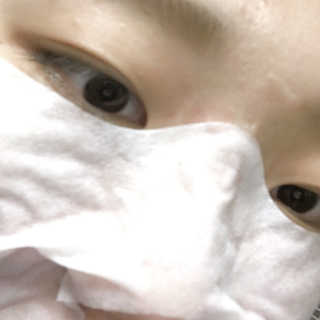 23years old 에어레이닉 포어 마스크 — 5점을 준 리뷰어가 2018년 5월 올린 사용 사진