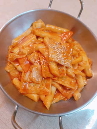 잠실맛집,홍코너떡볶이가우리집에[옛날맛,짜장맛옵션] — 5점을 준 리뷰어가 2020년 1월 올린 사용 사진