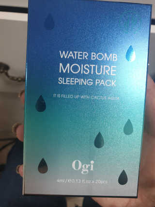 오지아이 워터 밤 모이스처 슬리핑 팩 4ml X 20pcs — 5점을 준 리뷰어가 2019년 12월 올린 사용 사진