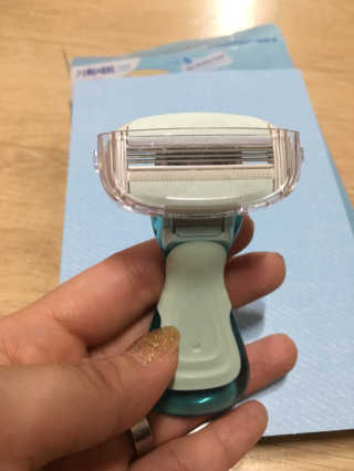 도루코 페이스 [여성용 제모기] 도루코 샤이 크리미 — 5점을 준 리뷰어가 2018년 5월 올린 사용 사진