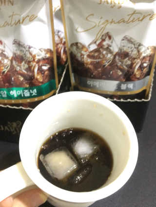 (주)쟈뎅 쟈뎅 시그니처 블랙, 헤이즐넛 230ml — 4점을 준 리뷰어가 2018년 7월 올린 사용 사진