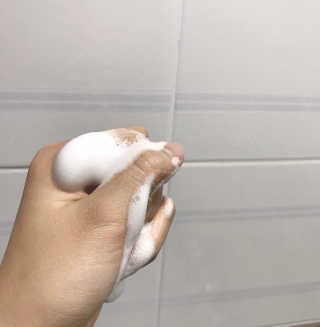 에이밀 슈퍼 그레인 버블 폼 200ml — 4점을 준 리뷰어가 2019년 12월 올린 사용 사진