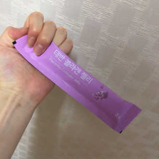네츄럴굿띵스 태반 콜라겐 젤리 15포 — 3점을 준 리뷰어가 2019년 6월 올린 사용 사진