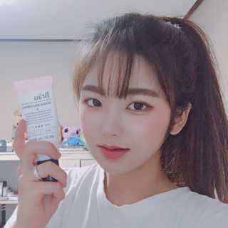 브로이코스메틱 아카시아 화이트닝 미백크림 — 3.17점을 준 리뷰어가 2018년 1월 올린 사용 사진