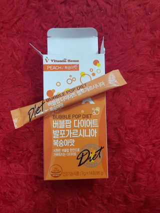 비타민하우스 버블팝 다이어트 발포가르시니아 청포도/복숭아 — 4.67점을 준 리뷰어가 2017년 5월 올린 사용 사진