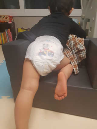 보솜이 베이비케어 팬티형 기저귀 — 5점을 준 리뷰어가 2019년 2월 올린 사용 사진