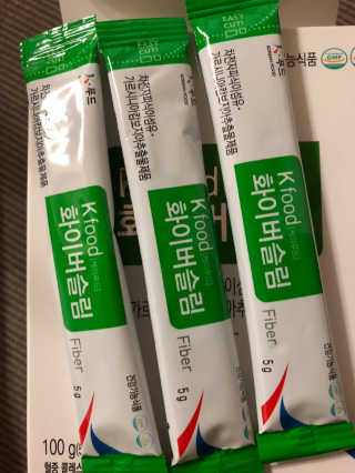 두루원 똥기사의 Kfood 화이버슬림 — 5점을 준 리뷰어가 2018년 11월 올린 사용 사진