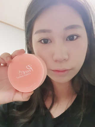 [블랙루즈] 피치 커버 벨벳 쿠션 2종 중 택1 — 5점을 준 리뷰어가 2019년 10월 올린 사용 사진