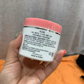지고트 비타솔루션12 퍼밍 앰플 크림 100ml — 5점을 준 리뷰어가 2019년 8월 올린 사용 사진