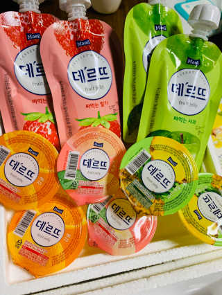 데르뜨 떠먹는 과일 3종, 짜먹는 과일 2종 총 10개 체험 — 5점을 준 리뷰어가 2020년 3월 올린 사용 사진