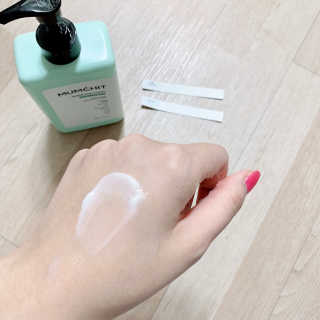 멈칫(MUMCHIT) 멜팅 바디로션 — 4점을 준 리뷰어가 2018년 12월 올린 사용 사진