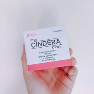메이니 화이트 신드라 크림 70ml — 3.83점을 준 리뷰어가 2018년 4월 올린 사용 사진