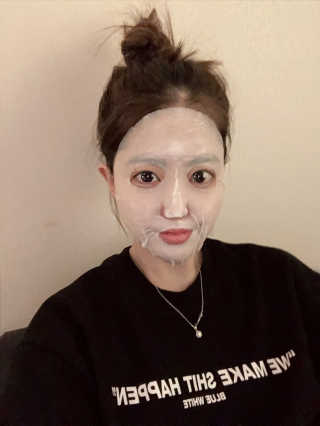 키노닉스 Querencia_Flawless 마스크팩 — 3.5점을 준 리뷰어가 2019년 3월 올린 사용 사진