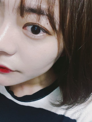 딜라잇18 홀리몰리 글리터라이너 — 2.5점을 준 리뷰어가 2016년 8월 올린 사용 사진