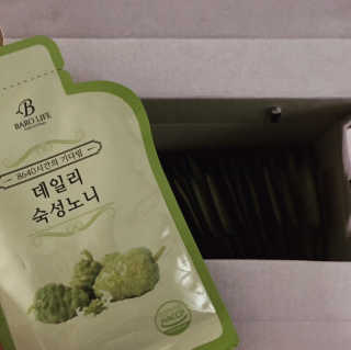 [바로푸드] 데일리 숙성노니원액 30ml x 28팩_1박스 — 5점을 준 리뷰어가 2019년 6월 올린 사용 사진
