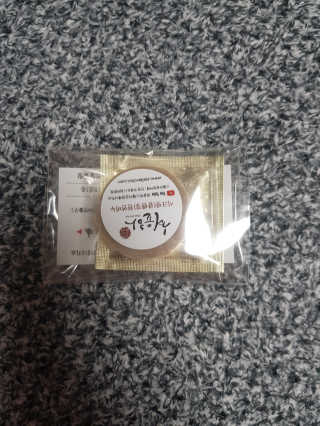 최윤하스텔라 최윤하 만물상 올인원 만능크림 — 5점을 준 리뷰어가 2019년 4월 올린 사용 사진