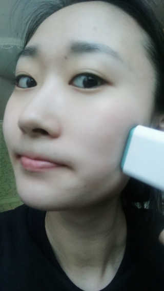 [미샤] 시카딘 센텔라 물스틱 선 SPF 50+ PA++++ — 5점을 준 리뷰어가 2019년 4월 올린 사용 사진