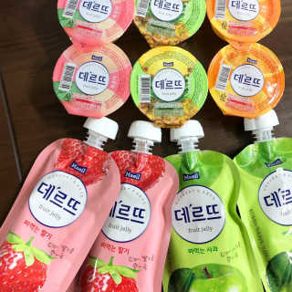 데르뜨 떠먹는 과일 3종, 짜먹는 과일 2종 총 10개 체험 — 4점을 준 리뷰어가 2020년 3월 올린 사용 사진