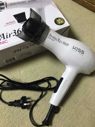 키스뉴욕 인스타에어 360 드라이기 — 3.5점을 준 리뷰어가 2018년 1월 올린 사용 사진