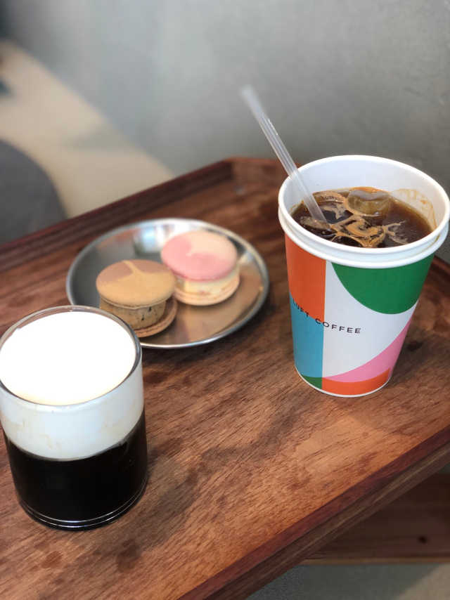 [루프트커피 광화문점] 커피 + 마카롱 세트 리뷰 사진