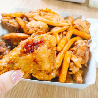 네네치킨 소이크런치윙봉 — 5점을 준 리뷰어가 2020년 3월 올린 사용 사진