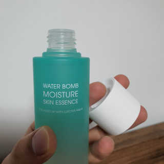 오지아이 워터 밤 모이스처 스킨 에센스 180ml — 4점을 준 리뷰어가 2020년 2월 올린 사용 사진