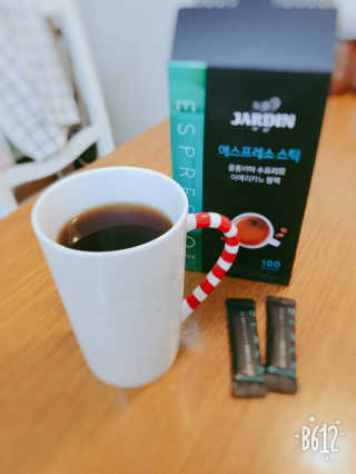 (주)쟈뎅 쟈뎅 에스프레소 스틱 아메리카노 블랙 — 5점을 준 리뷰어가 2018년 10월 올린 사용 사진