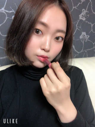 [블랙루즈] 로즈 벨벳 립스틱 택1+랜덤1 — 4점을 준 리뷰어가 2019년 1월 올린 사용 사진
