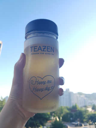티젠 레몬밤 + 마이보틀 — 2.67점을 준 리뷰어가 2018년 7월 올린 사용 사진