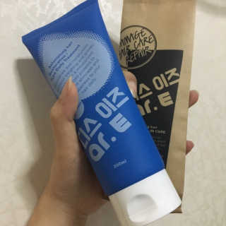 홈앤살롱 집에서 하는 모발클리닉 디스 이즈 앝 — 5점을 준 리뷰어가 2019년 8월 올린 사용 사진