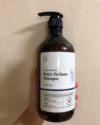 달리프 베러 퍼퓸 샴푸 1000ml 레이니데이 or 일랑로즈 — 5점을 준 리뷰어가 2018년 9월 올린 사용 사진
