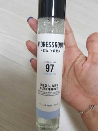 더블유드레스룸 드레스퍼퓸 150ml — 4.67점을 준 리뷰어가 2018년 8월 올린 사용 사진