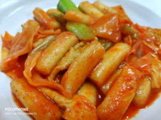 홍대미미네국물떡볶이 [홍대미미네]오리지널 국물 떡볶이4팩 + 라면사리 — 4점을 준 리뷰어가 2019년 4월 올린 사용 사진