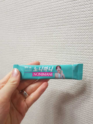 정찬우 꽐라만시 [띵보몰]건강환 습관 노니마니 스틱 1Box — 5점을 준 리뷰어가 2019년 4월 올린 사용 사진