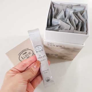 [하우투잇] 뤼에르 쿠르브 블랙 10ml x 30포 총 300ml — 5점을 준 리뷰어가 2020년 3월 올린 사용 사진